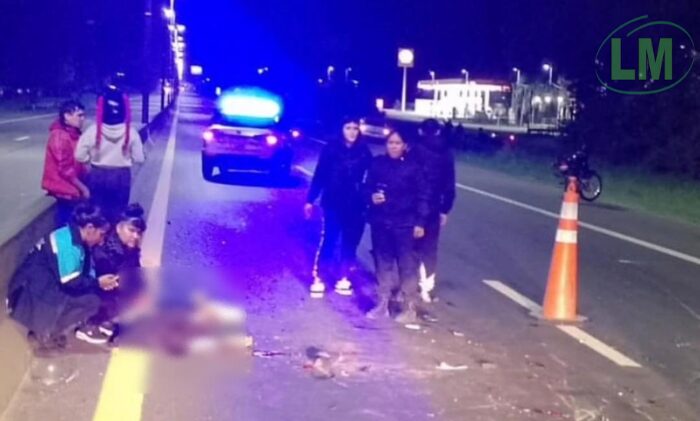 TRAGEDIA EN LA AUTOPISTA: MURIÓ UN JOVEN TRAS CAER DE SU MOTO EN UNA CARAVANA