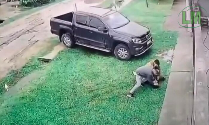 VECINOS DE RECONQUISTA ATRAPARON A UN LADRÓN TRAS UN ALERTA POR WHATSAPP