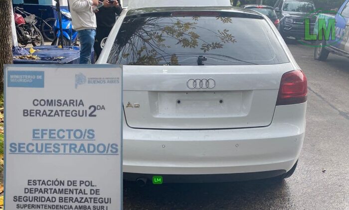 BERAZATEGUI: OPERATIVO POLICIAL TRAS AUDI SOSPECHOSO SIN PATENTE