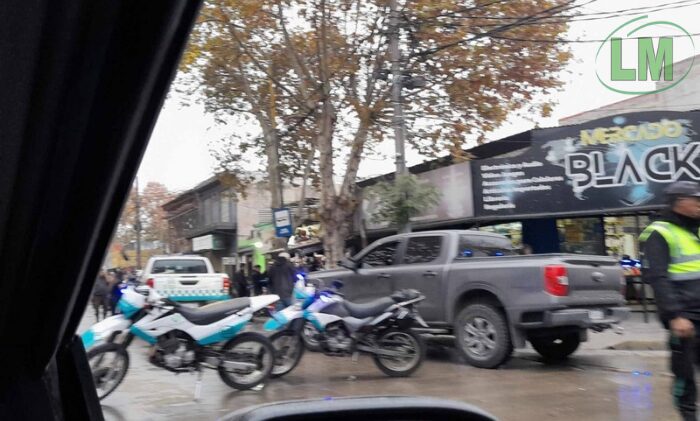 DETENIDO TRAS ROBAR UNA CAMIONETA DE LA GUARDIA COMUNAL EN FLORENCIO VARELA