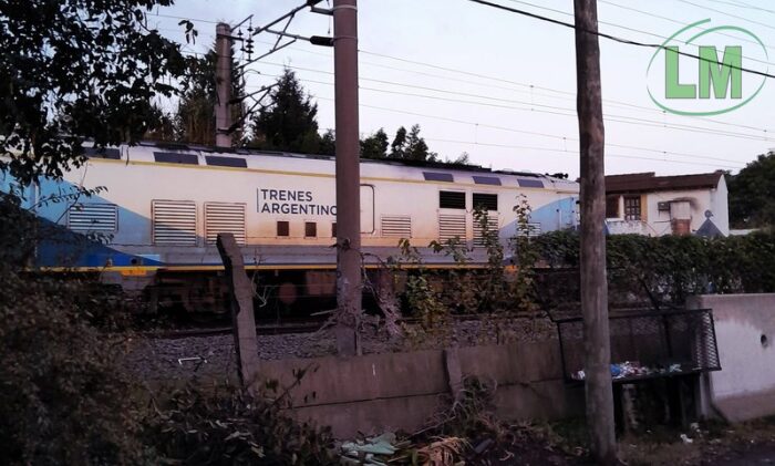 TRAGEDIA FERROVIARIA EN ADROGUÉ: UN HOMBRE FALLECIÓ TRAS SER ARROLLADO POR UNA FORMACIÓN