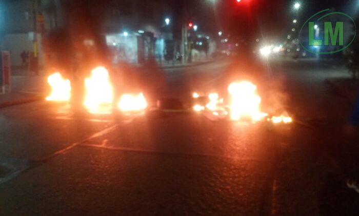 CORTE DE CALLE EN AVENIDA 14 Y 123 POR RECLAMO CONTRA EDESUR