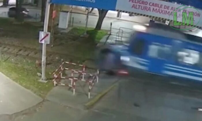 EL MOMENTO EXACTO DEL IMPACTO: DIFUNDIERON EL VIDEO DEL ACCIDENTE DE ERNESTINA PAIS