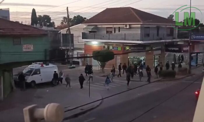 TENSIÓN Y RIVALIDAD ENTRE JÓVENES DE BARRIOS EN BERAZATEGUI