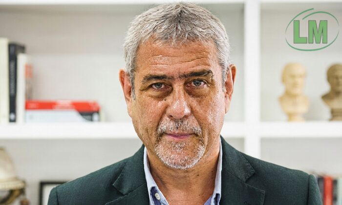 RENUNCIÓ FERRARESI A LA INTENDENCIA DE AVELLANEDA TRAS 17 AÑOS DE GESTIÓN Y ASUMIÓ SU ESPOSA