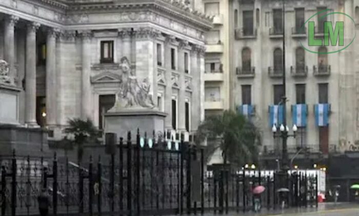 MARCHA AL CONGRESO: FUERTE OPERATIVO Y CORTES DE TRÁNSITO