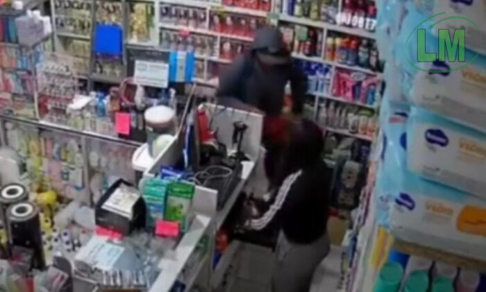 ROBO A MANO ARMADA EN UNA PERFUMERÍA DE BERAZATEGUIU