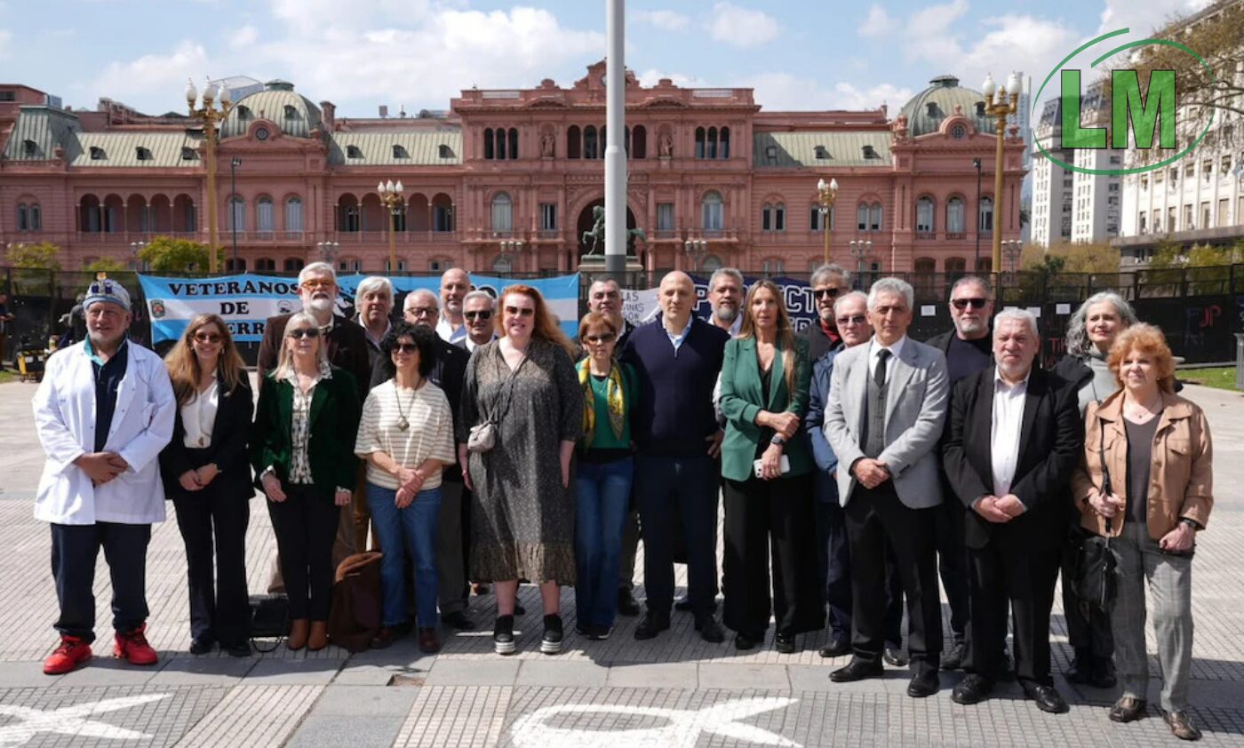 CLASES PÚBLICAS Y RECLAMO DE LA UBA EN PLAZA DE MAYO