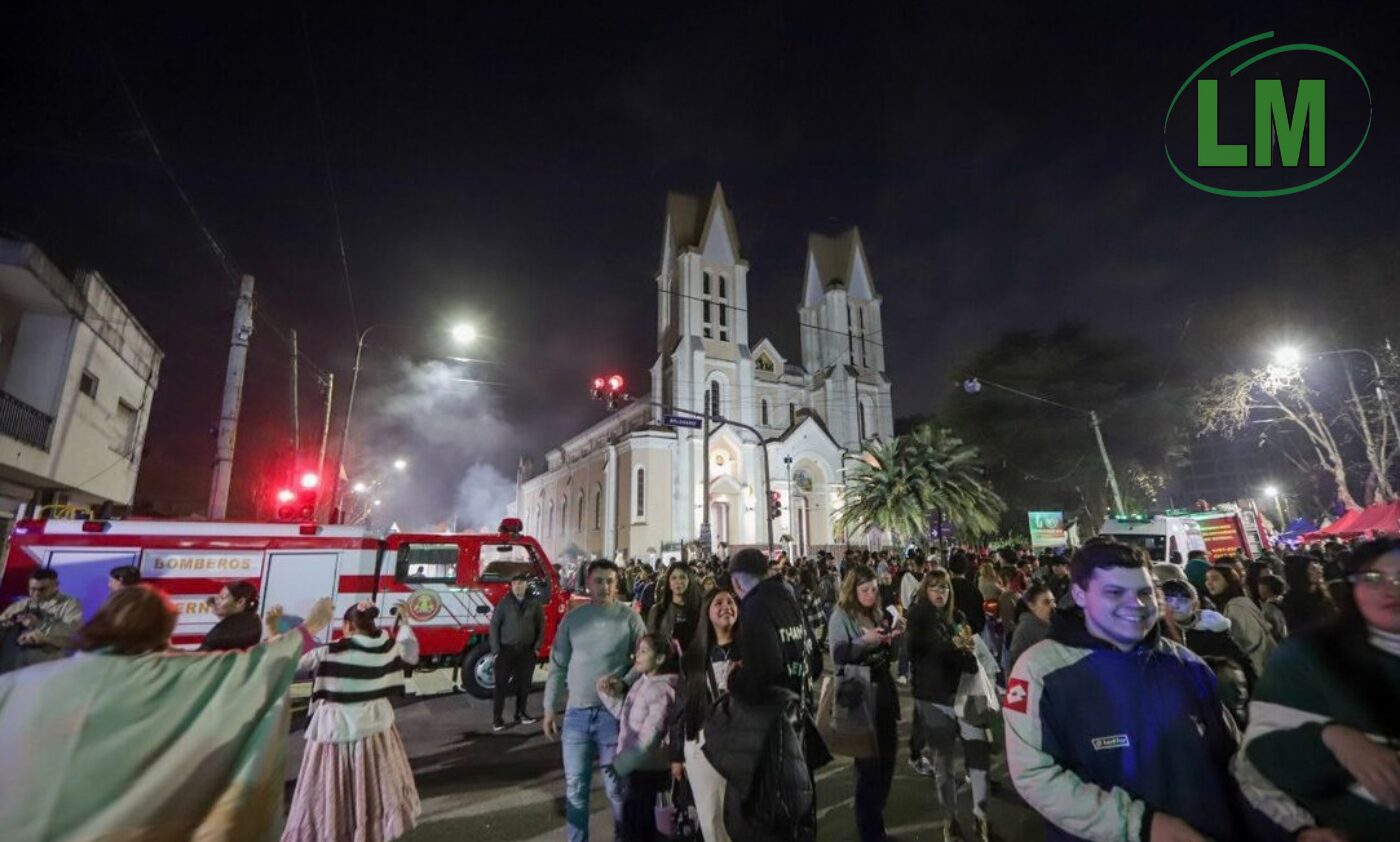 MILES DE VECINOS CELEBRARON LA 59 EDICIÓN DE LOS FOGONES DE BERNAL