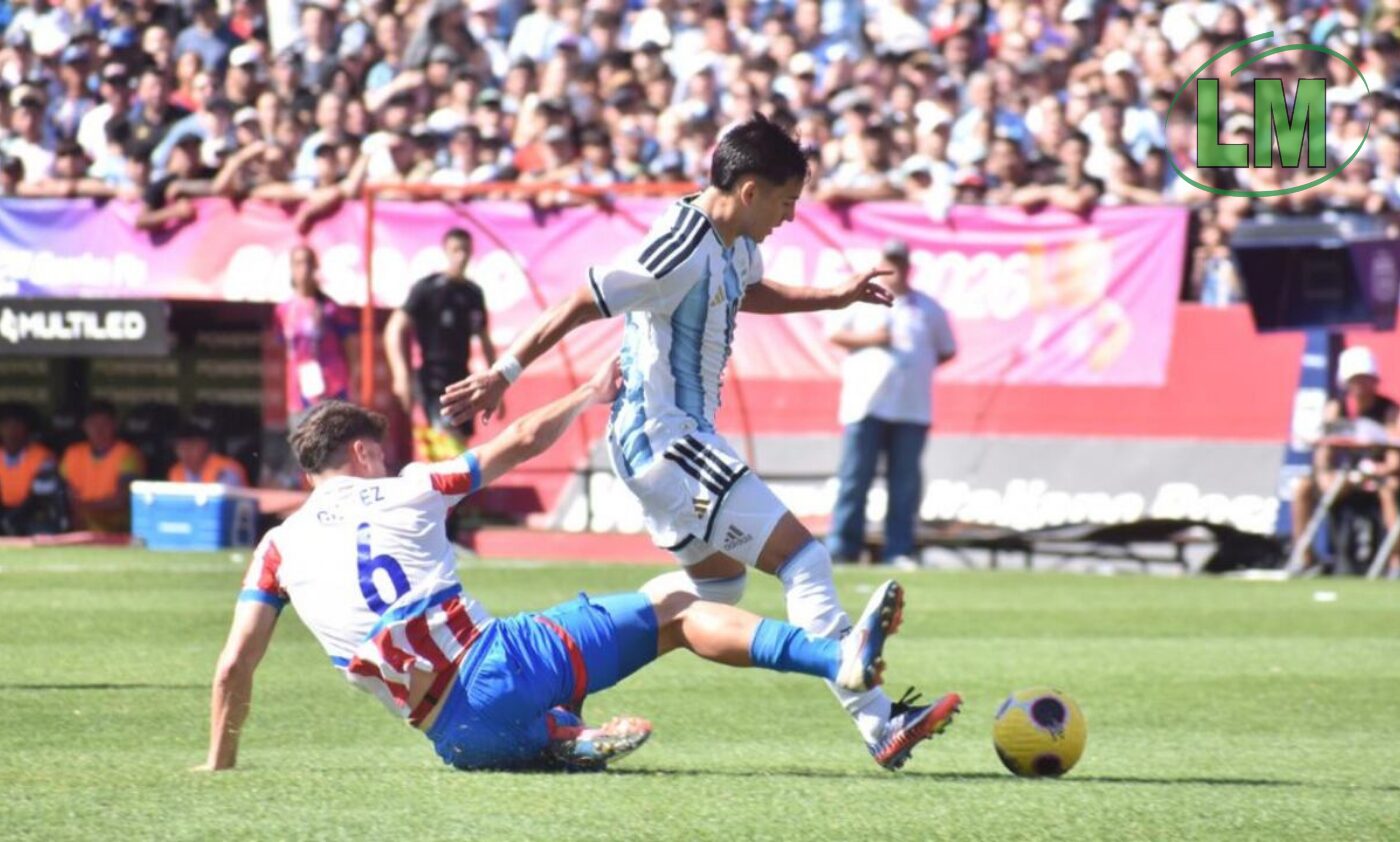 ARGENTINA CAYÓ POR PENALES ANTE PARAGUAY Y LOGRÓ LA MEDALLA PLATEADA EN FÚTBOL