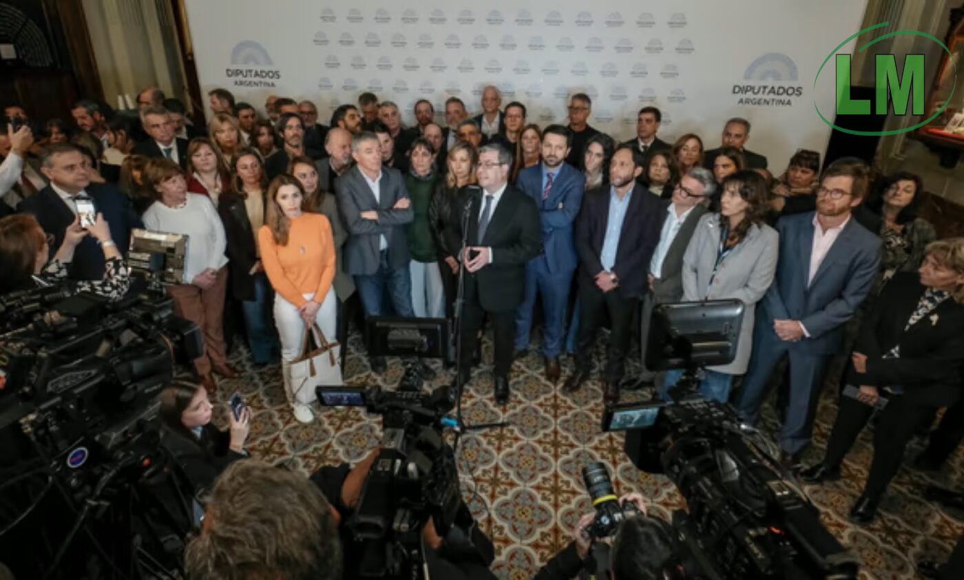 LA OPOSICIÓN NEGOCIA A CONTRARRELOJ UN PROYECTO PARA LIMITAR LA MOROSIDAD CREDITICIA