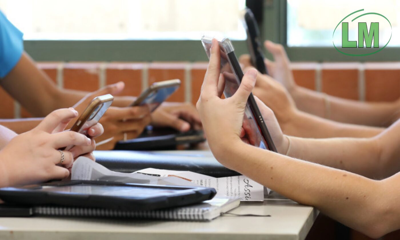 BUSCAN LIMITAR EL ACCESO A REDES SOCIALES EN LAS ESCUELAS TRAS EL RESULTADO DE LAS PRUEBAS PISA