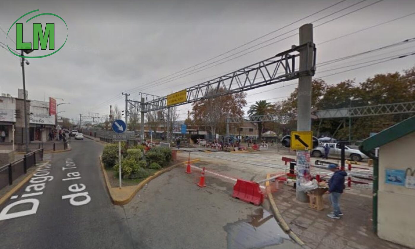 AVISAN SOBRE CORTES NOCTURNOS EN EL PASO A NIVEL DE LA AVENIDA 14 POR OBRAS FERROVIARIAS