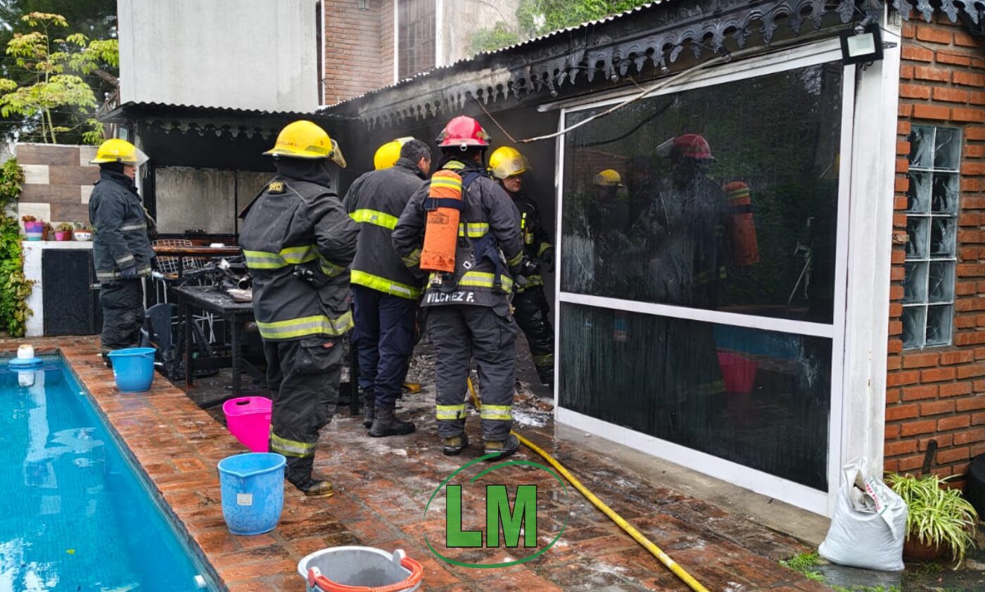 INCENDIO EN RANELAGH: SOLO DAÑOS MATERIALES EN UN QUINCHO
